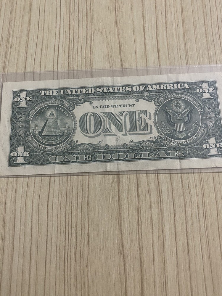 2017 $1 Error Note Mismatched Collor Serial Nunber 🔥🔥