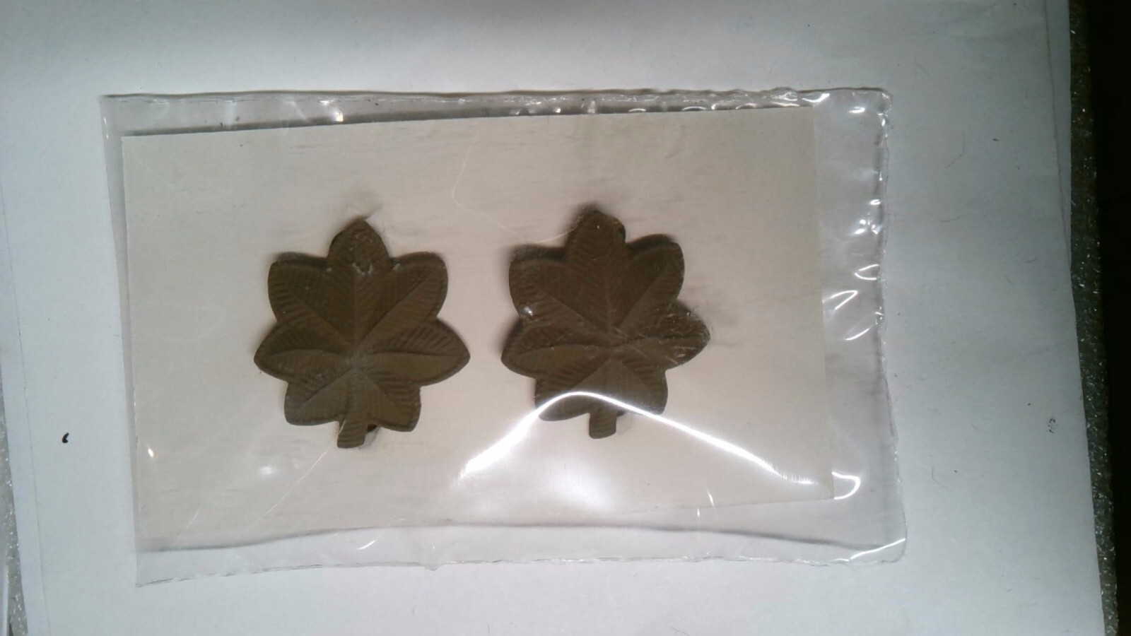 MILITARY INSIGNIA RANK US ARMY SET OF 2 OFFICER MAJOR BROWN COLORED