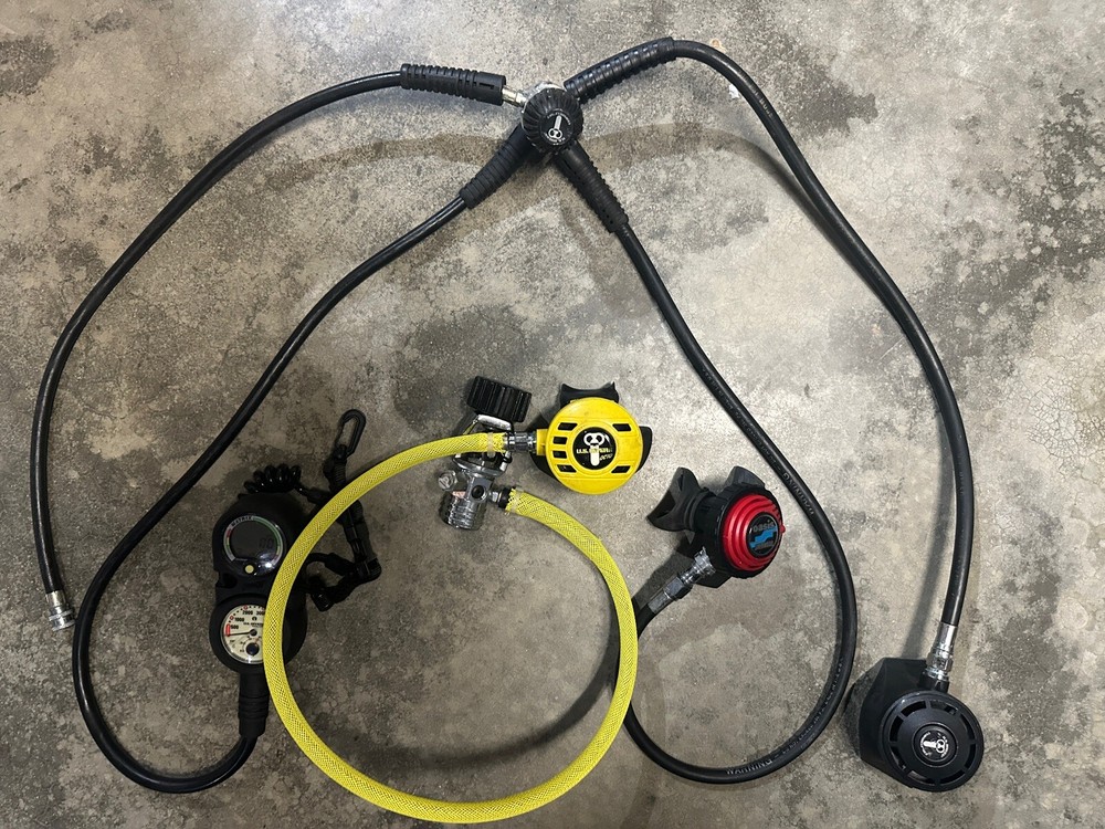 US Divers Conshelf SE2 + Octo + Pivot + Hoses. Untested