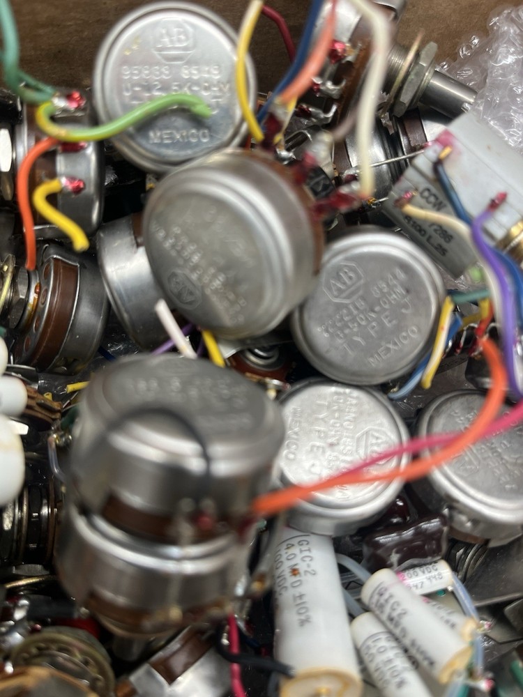 Misc Electronics (UNTESTED) INCLUDES ALLEN BRADLEY TYPE J potentiometer