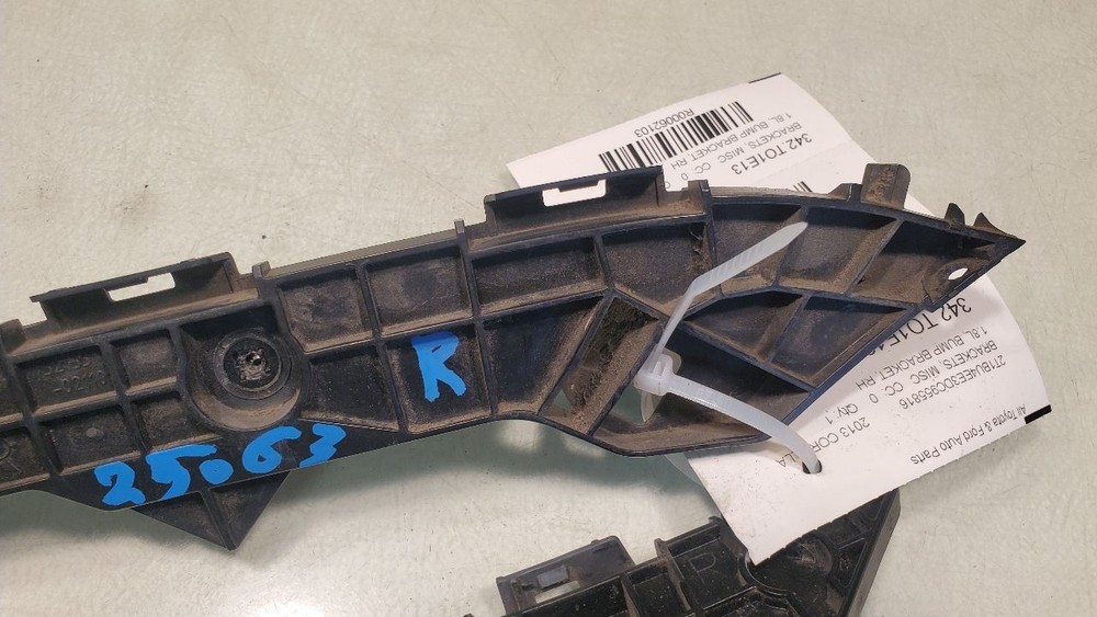 COROLLA S 2013 REAR BUMP BRACKET, RETAINER RH