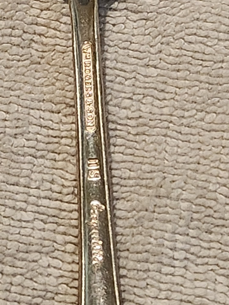 Wm Rogers & Son IS Silver Plate Flatware Set 48 Pcs Vintage