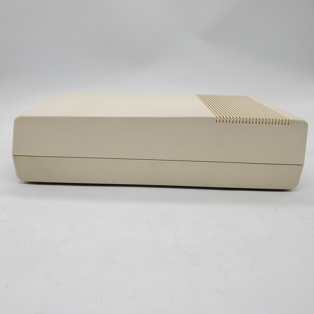 COMMODORE VIC-20 COMPUTER + VIC 1541 DISK DRIVE + JOYSTICK [CLEANED/TESTED 100%]