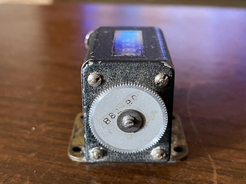 Antique Veeter Root 5-Digit Counter - Works! VEETER-ROOT Counter