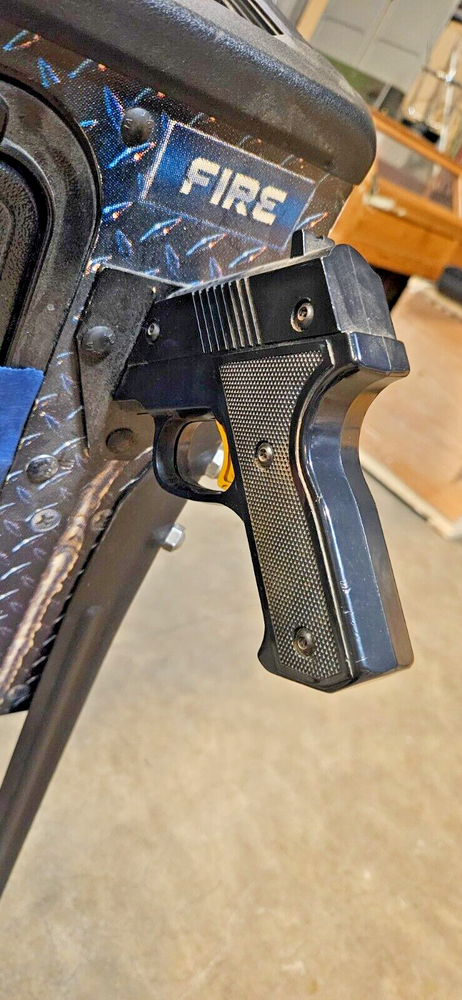 Terminator 3 Pinball Machine 2003 - Stern - 2014