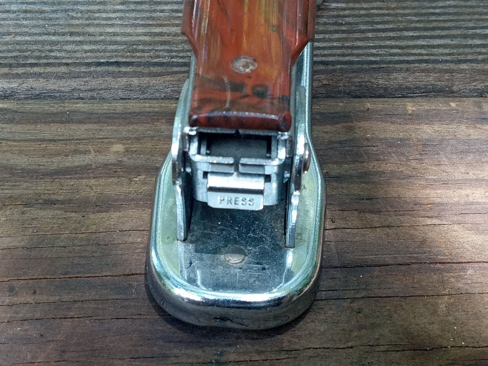 VINTAGE ACE CADET No. 302 STAPLER (TESTED WORKING)