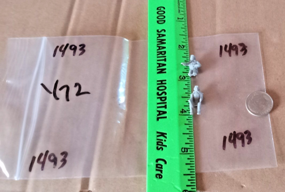 Two (2)  Military Pilot Figures  scale unknown  Package # 1493 !!!!!!!!!!