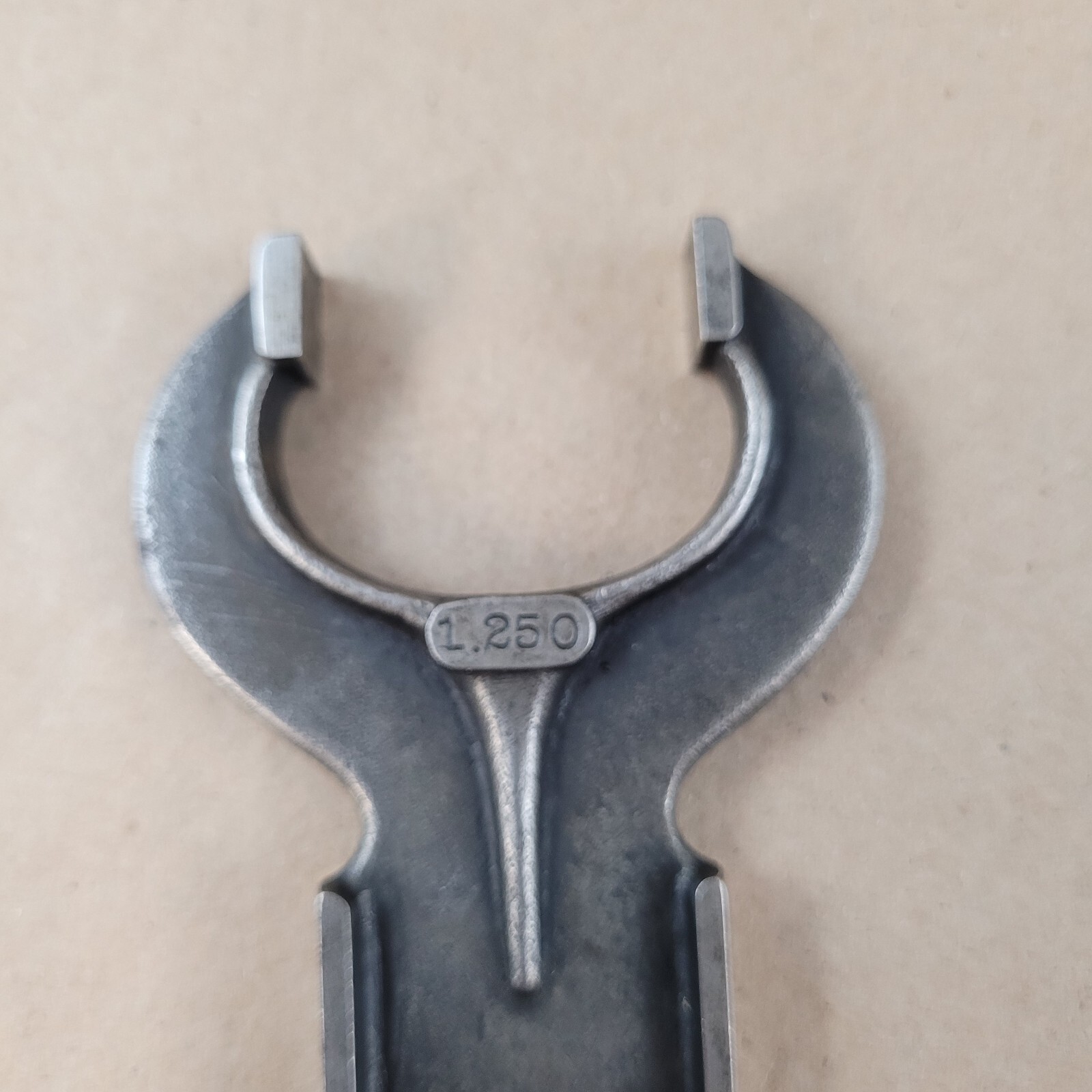 Brown & Sharpe Mfg Co Fixed Caliper Snap Gauge 1 1/4" Antique Machine Tool USA