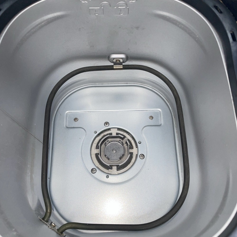 AICOOK 2LB Automatic Bread Maker Machine Tested Working BM4406, White