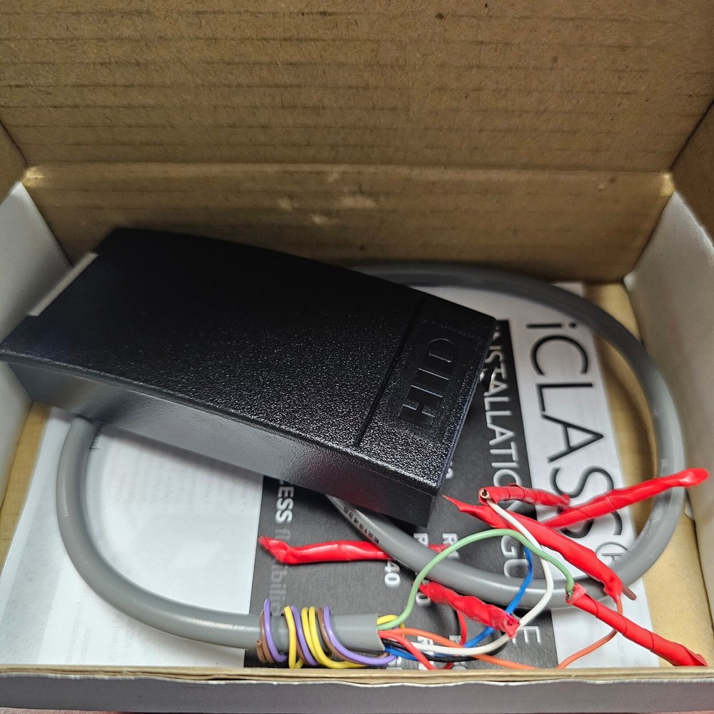 HID 6100CKN0000 iClass R10 Mullion Reader USED