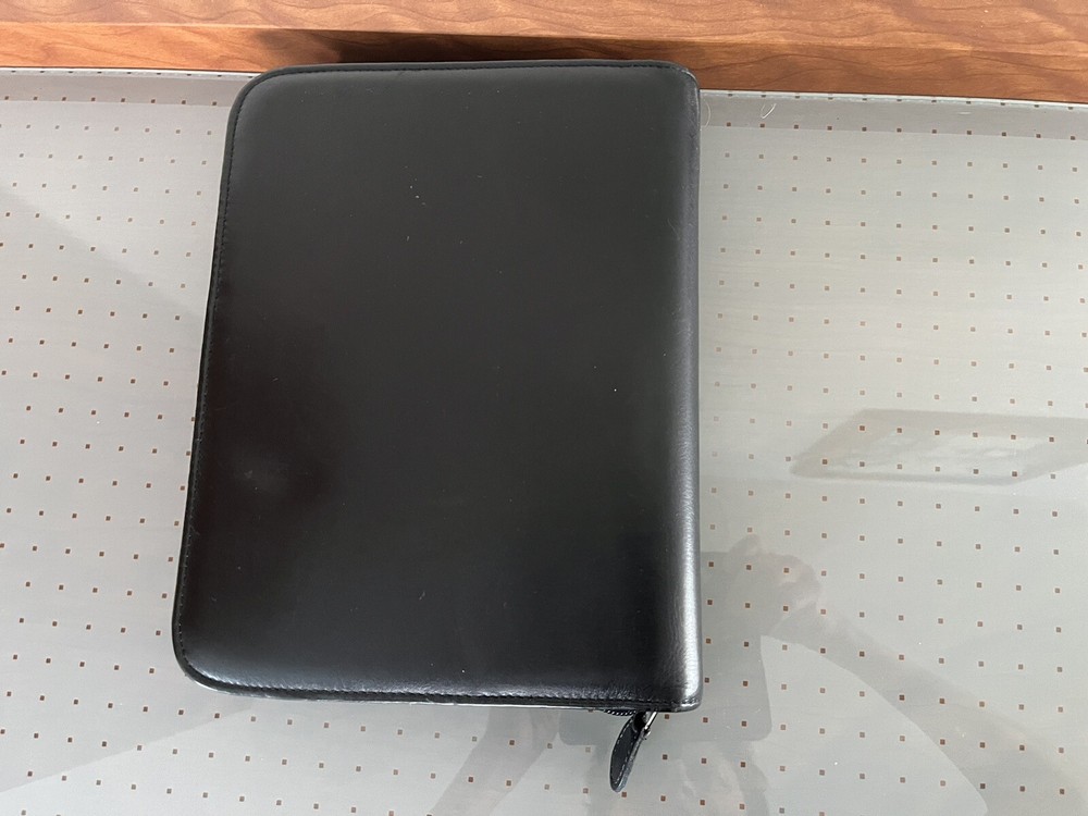 Leather Zippered Planer Black Cover