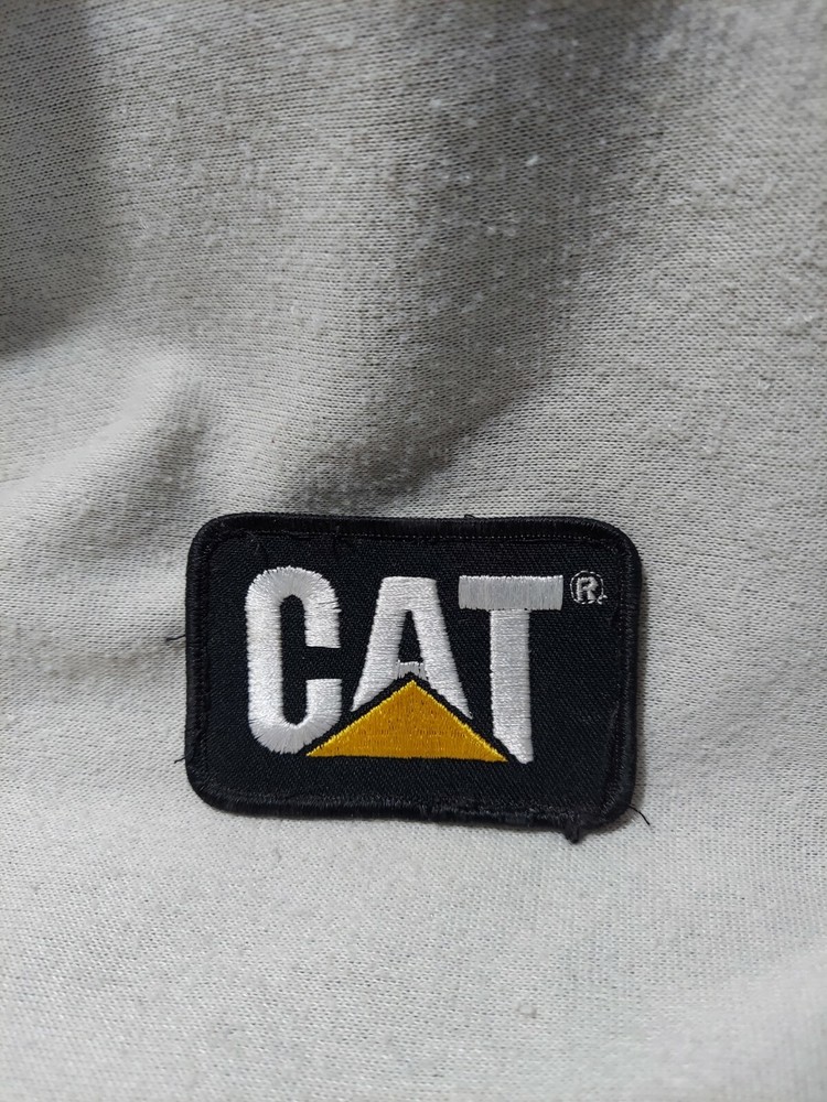 VINTAGE CATERPILLAR PATCH CAT CONSTRUCTION RECTANGULAR BLACK WHITE YELLOW