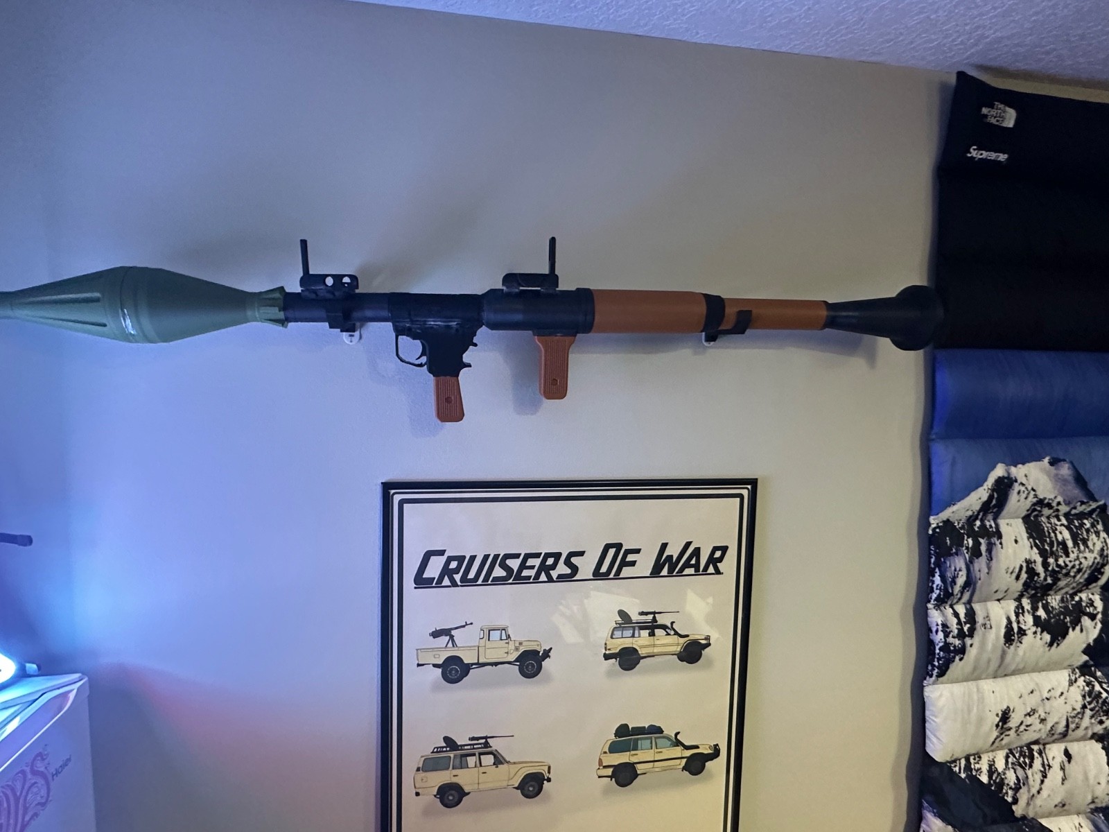 Quality 3D Printed Replica RPG-7 Rocket Propelled Grenade Launcher w/ Wall Mount