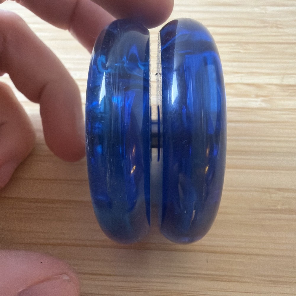 Spintastics Tornado Terminator Transparent BLUE Yo-Yo NO STRING