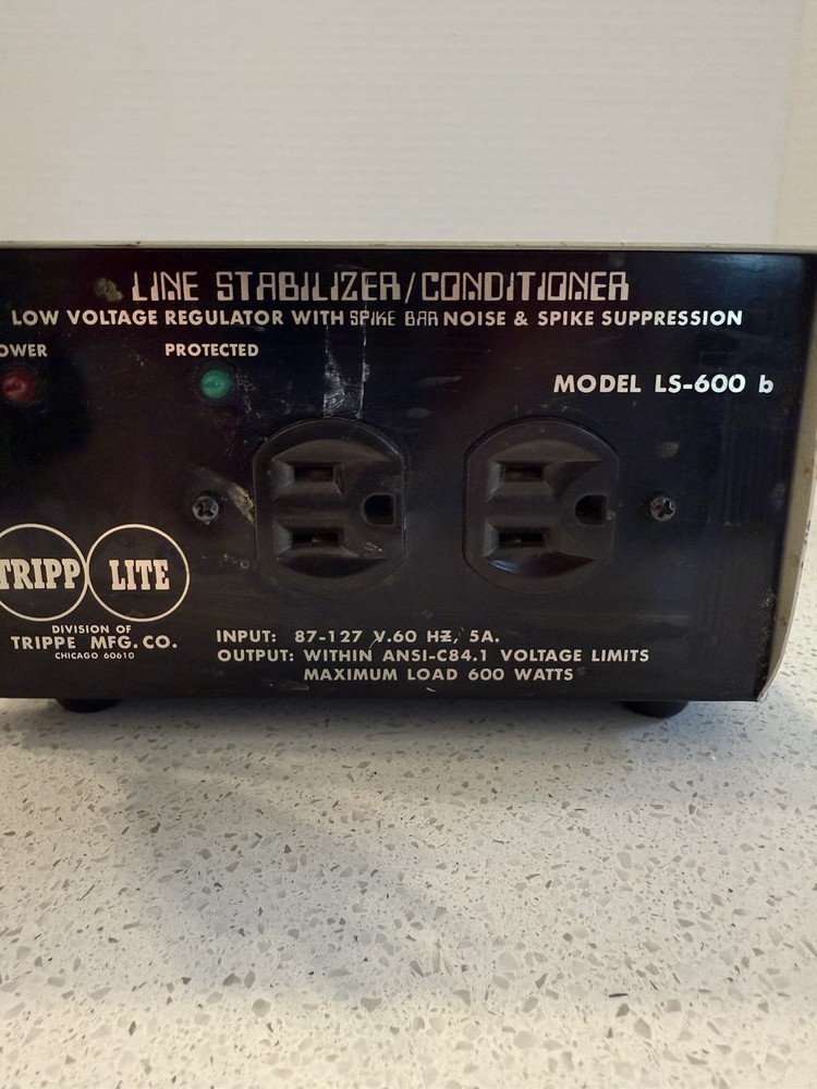 Tripp Lite Line Stabilizer / Conditioner LS-600 b / Two Outlet - Tested