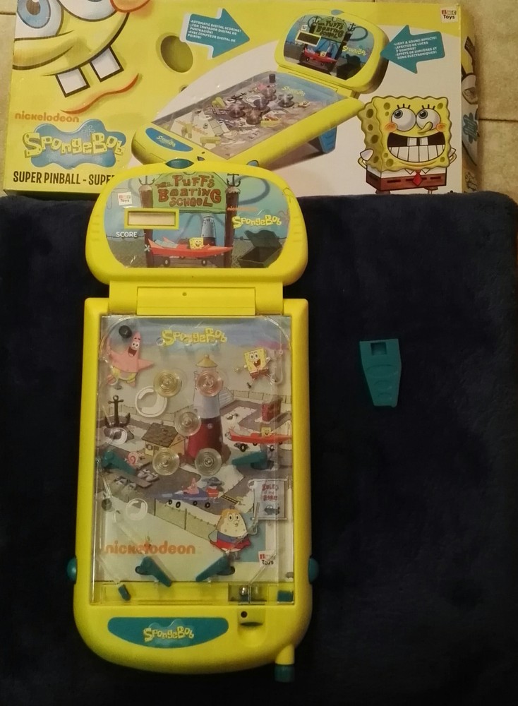 MATTEL SPONGEBOB ELECTRONIC PINBALL MACHINE WITH DIGITAL POINT MARKER PANEL