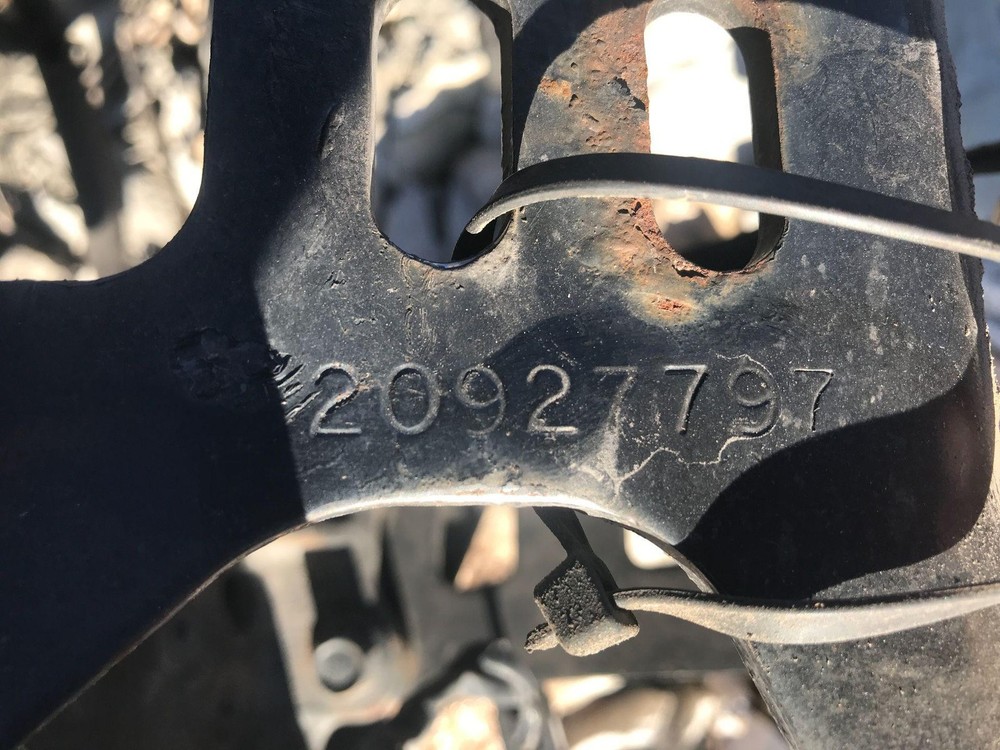 Volvo VNL Bumper Bracket - Used