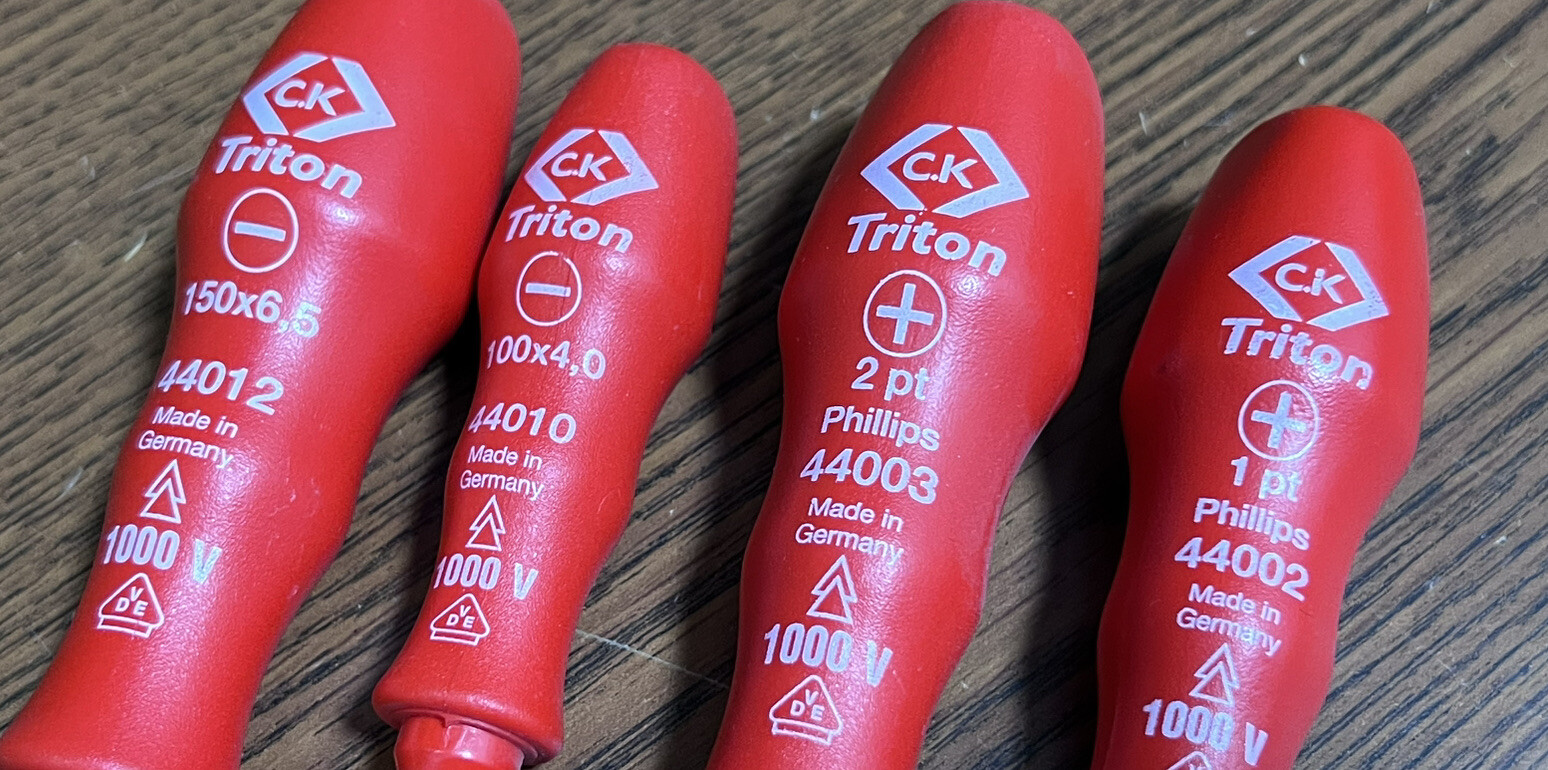 Insulated VDE Tool Screwdrivers PH/Slotted Set Made In Germany 4pc Set CK Tools