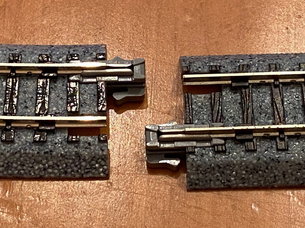 Kato N Scale Track Complete Oval. New