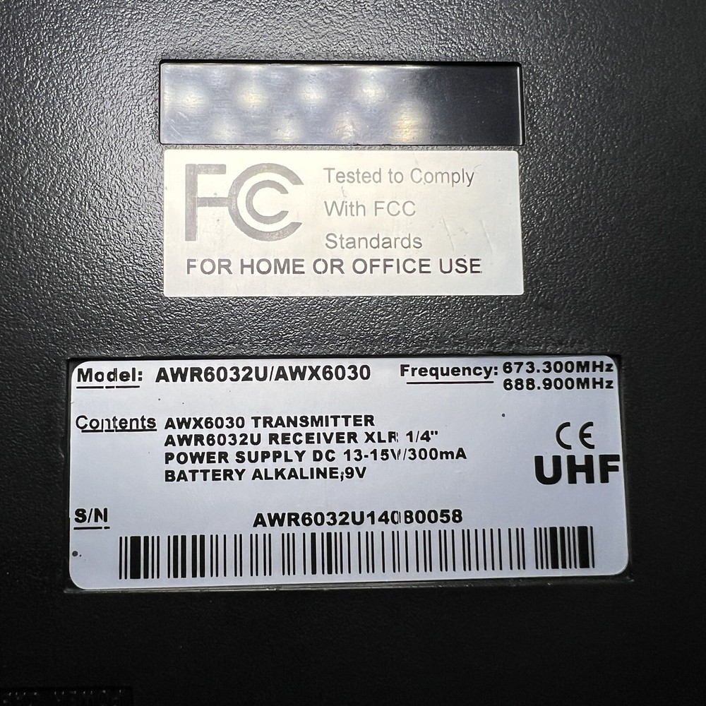 Audio2000’s Wireless Microphone and Lavalier Microphone Preowned Working