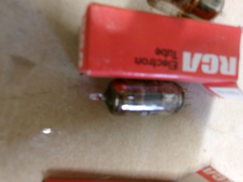 OEM VINTAGE ELECTRONIC TUBE RCA 6JH6
