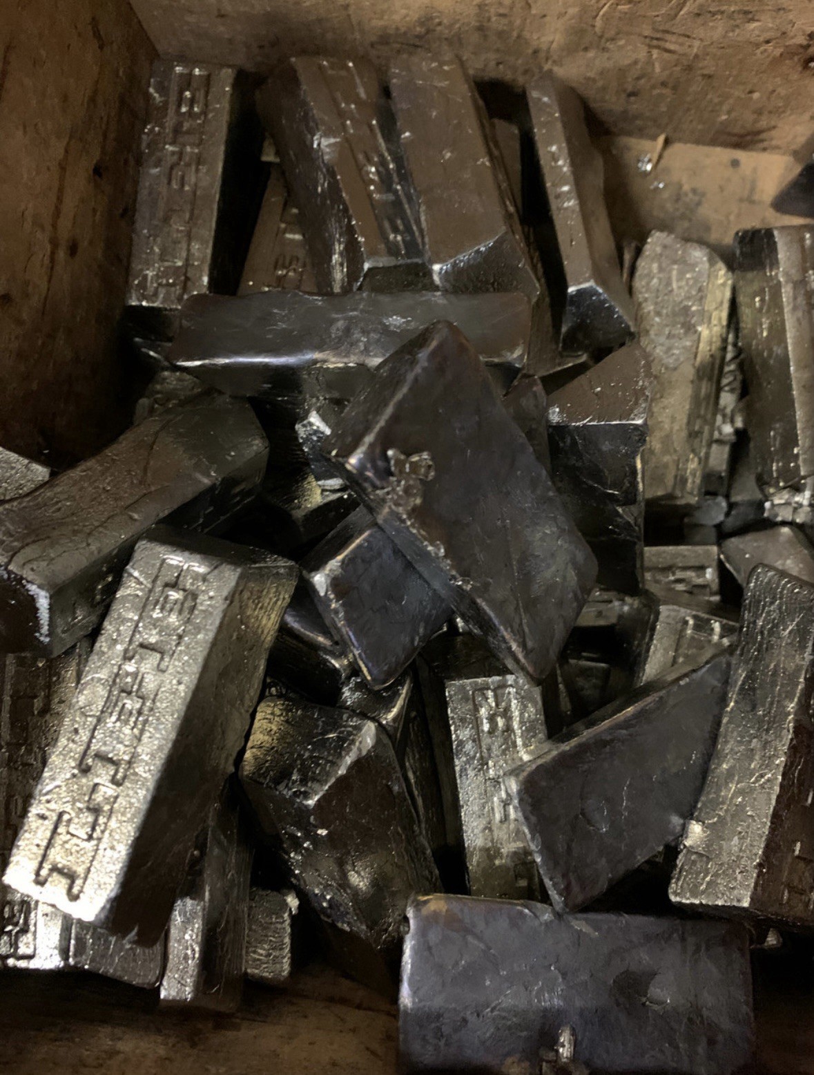 Lead Ingot, 99% Pure! 25 Pounds, Free Shipping, 2.32 Per Pound.