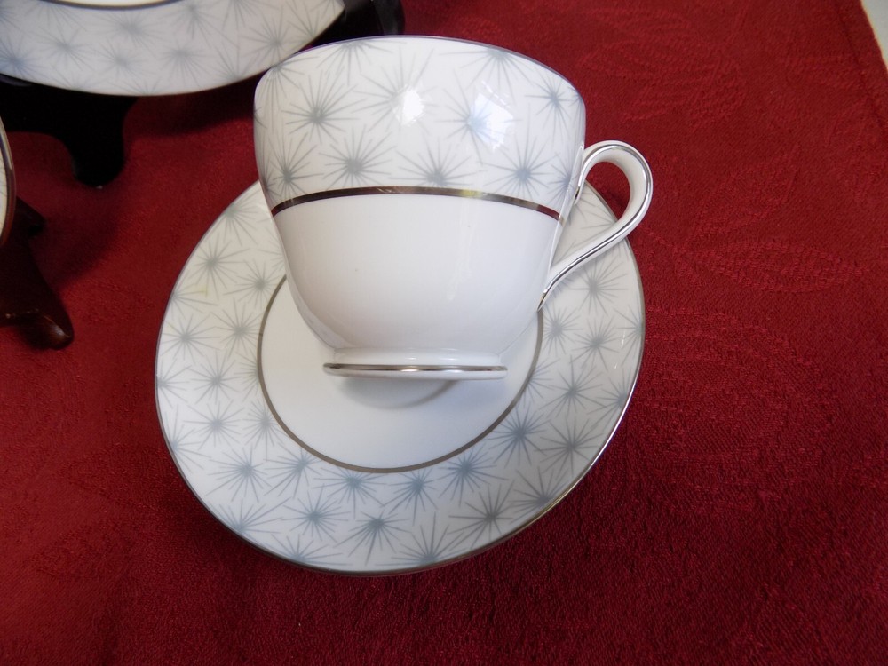 Spode, Silver Mist, 5 pc. Place Setting, England, EUC