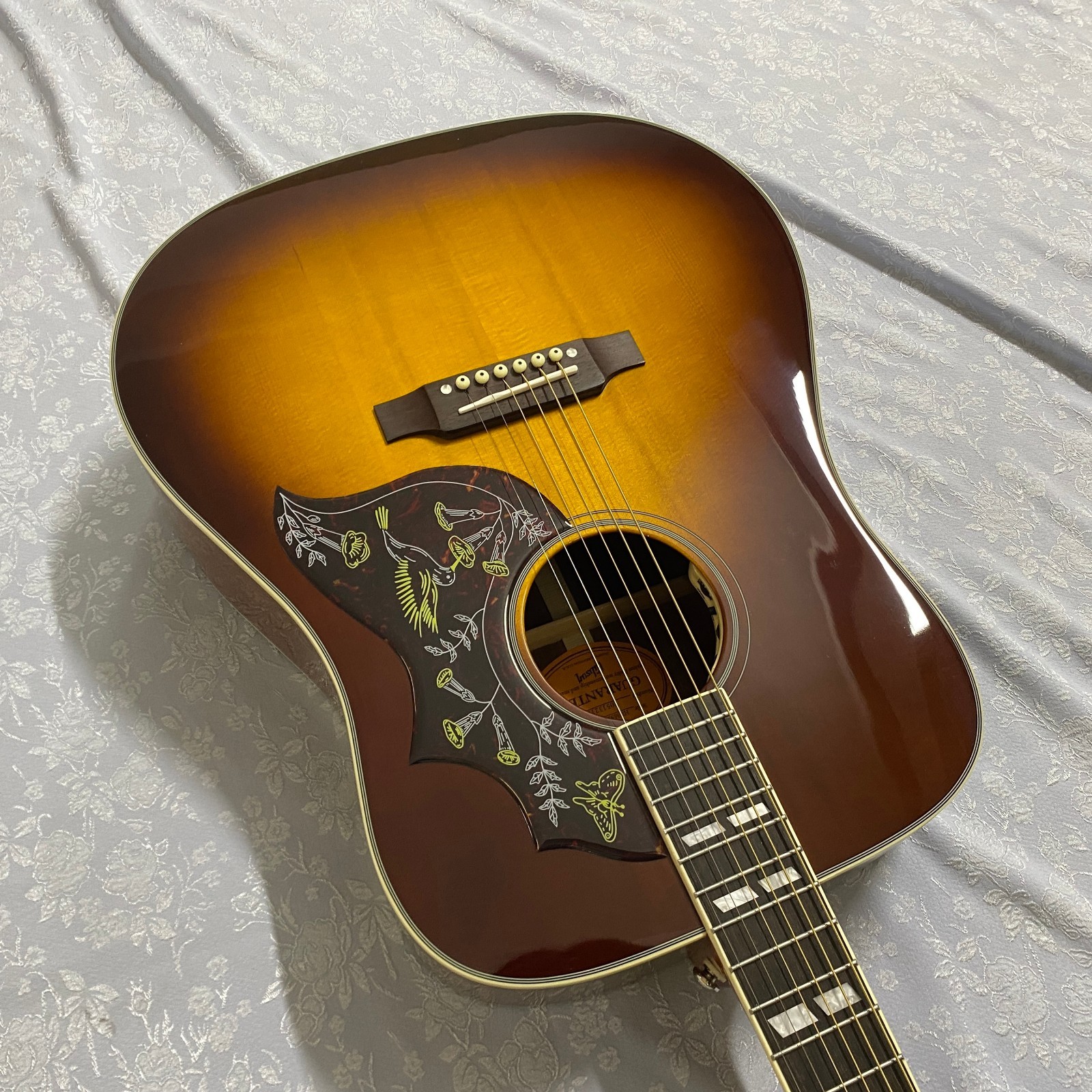 TS Hummingbird Acoustic guitar with pickup Solid spruce top real photo