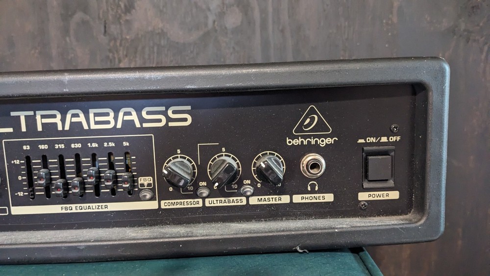 Behringer Ultrabass bxd3000h