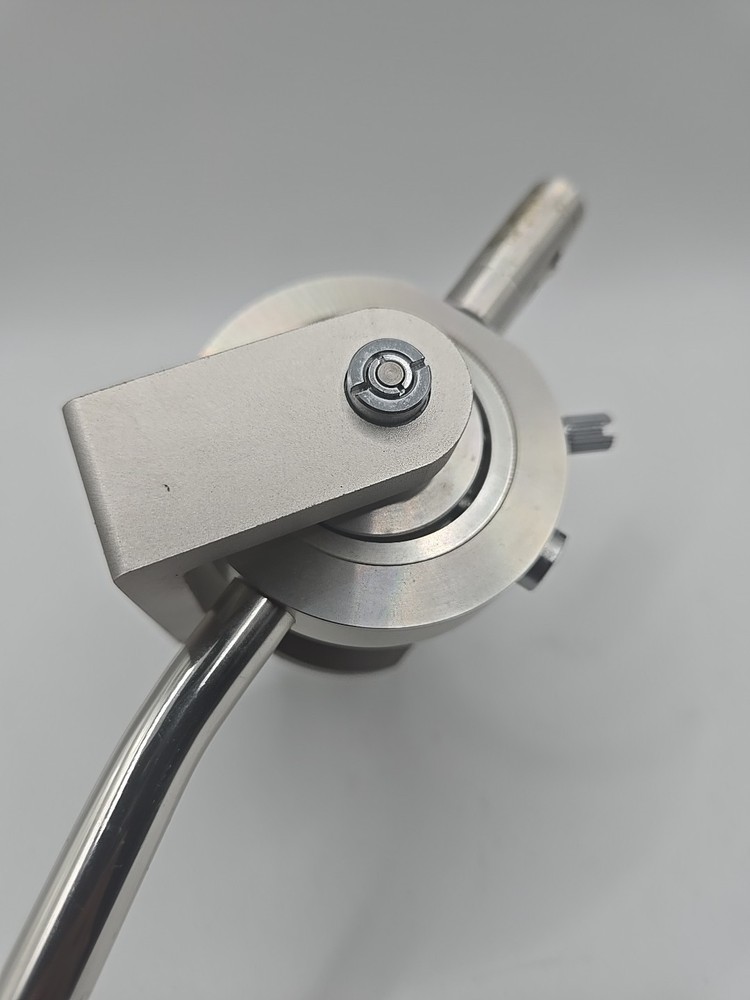 Pioneer PL-630 Tonearm