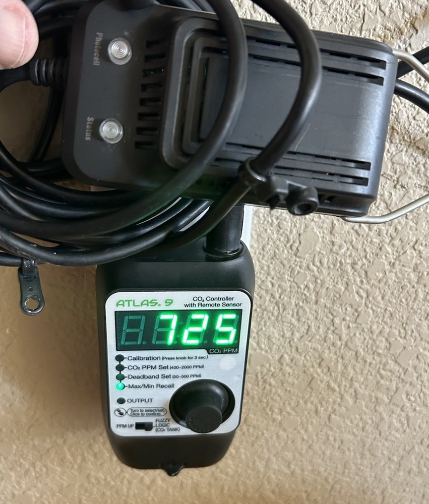 Titan Controls ATLAS 9 CO2 Controller with Remote Sensor 10 Amps/120Volt