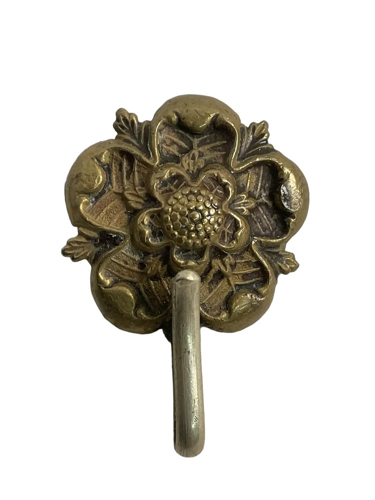 British Army Home Service Helmet Rosette 3