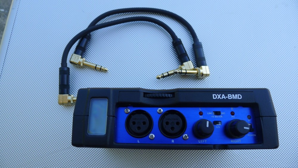Beachtek DXA-BMD Blackmagic Cinema Camera 2-Channel Passive Audio Adapter