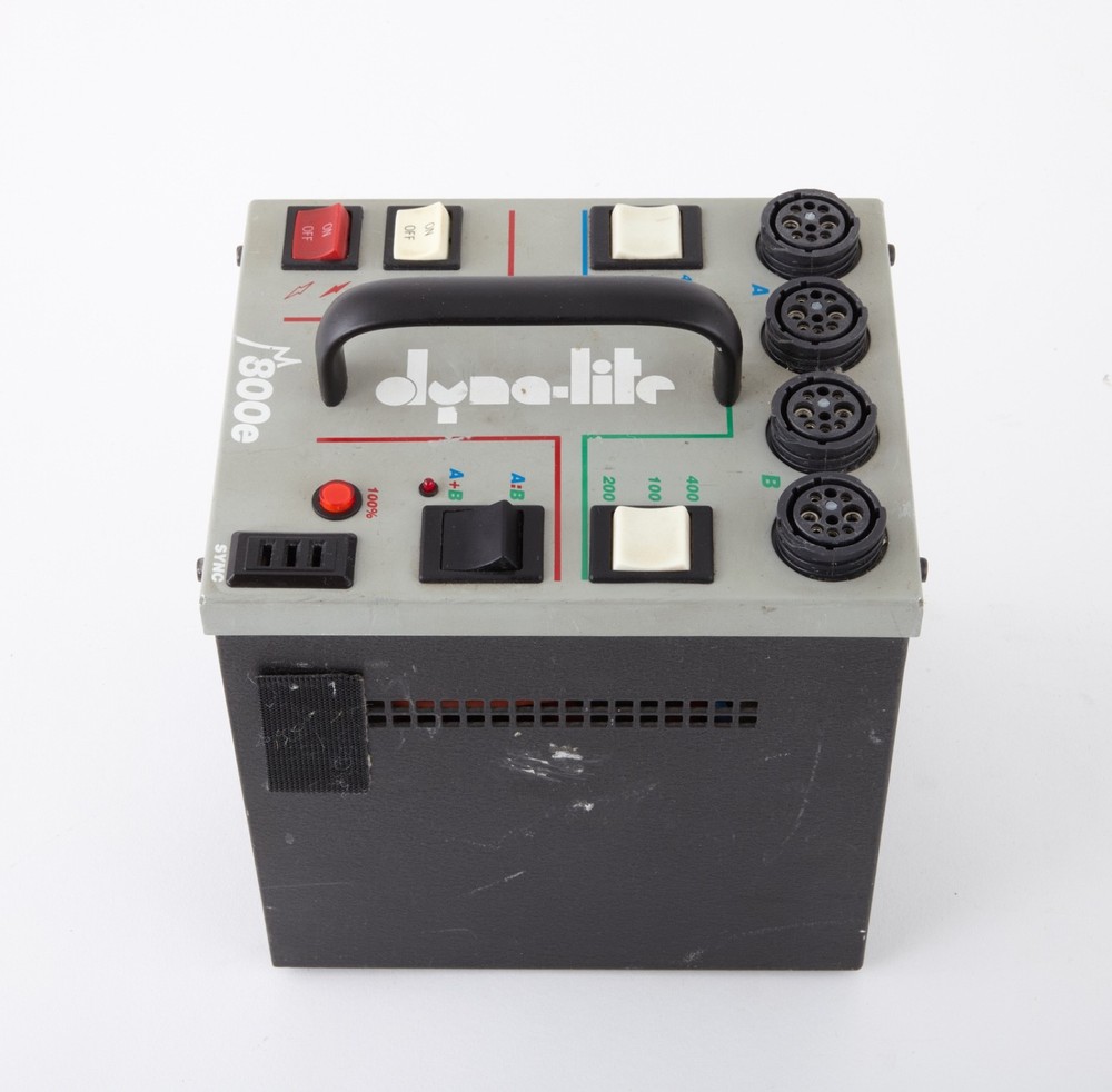 Dynalite M800e Power Pack TESTED!! WORKS!!