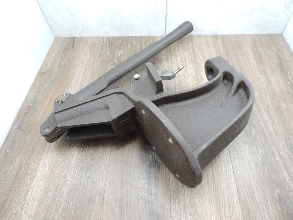 Herter's Super Model 3 Single Stage Reloading Press w/Primer Arm