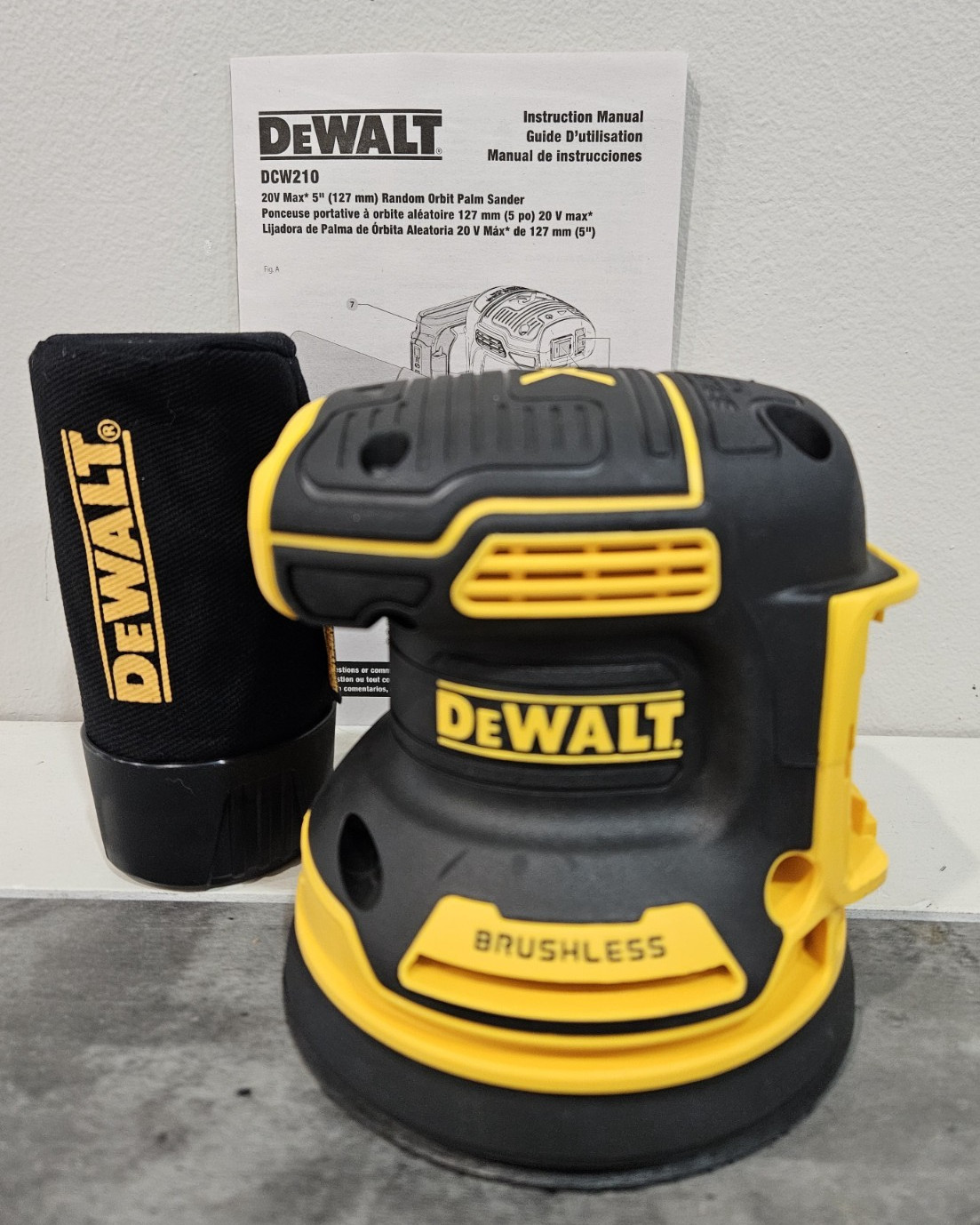 NEW DeWALT 20V MAX XR 5" Cordless Random Orbital Sander DCW210B (Bare Tool)