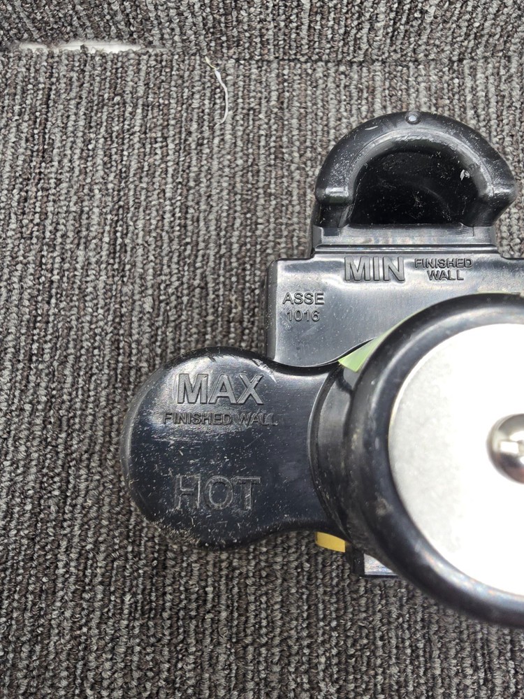 Thermostatic Rough Valve with Integral Dual Non-Shared Outlet
