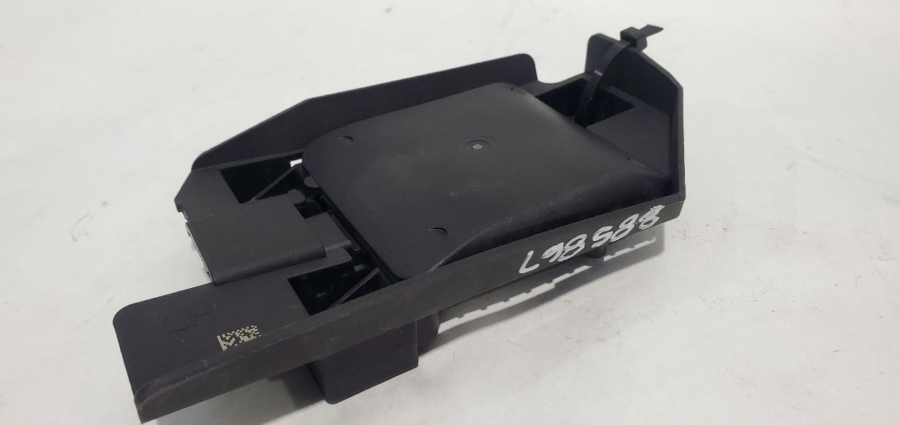 20 22 Kia Telluride OEM Left Rear Blind Spot Monitoring Radar Module 99140-s9000