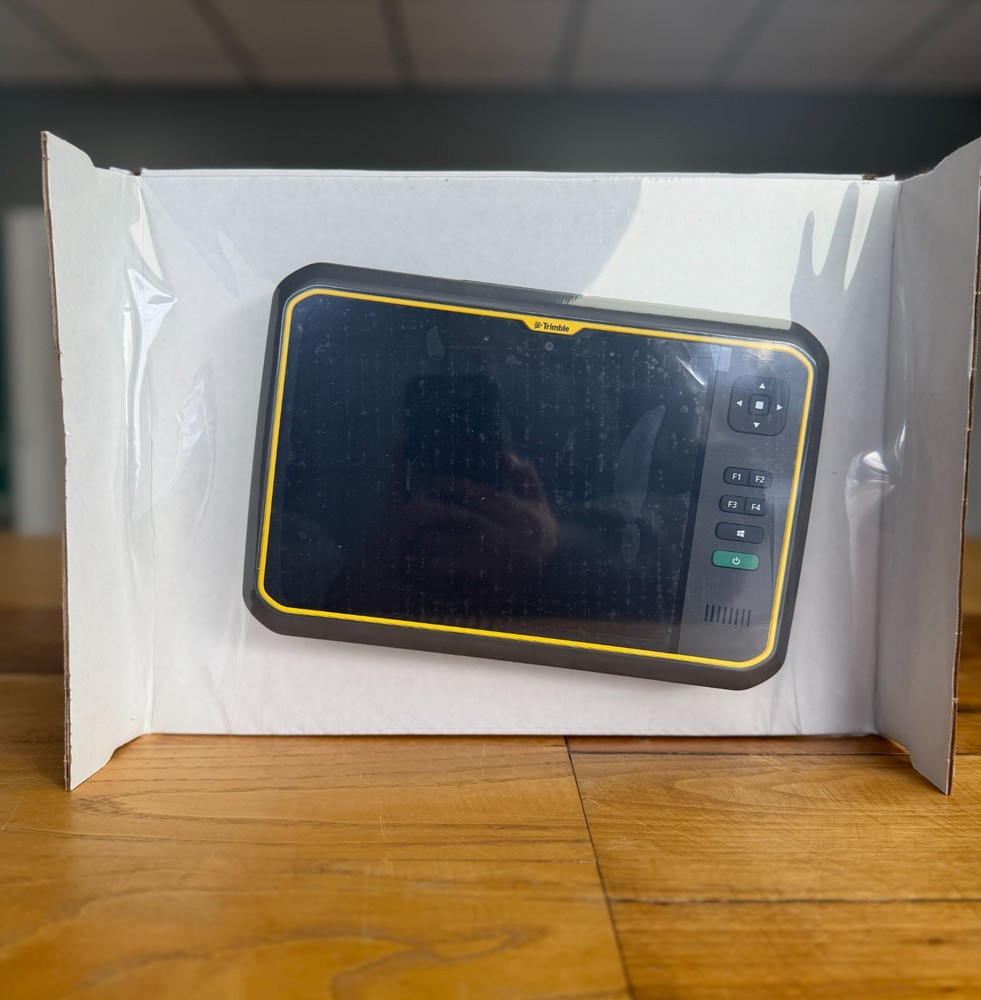 New old stock Trimble T7