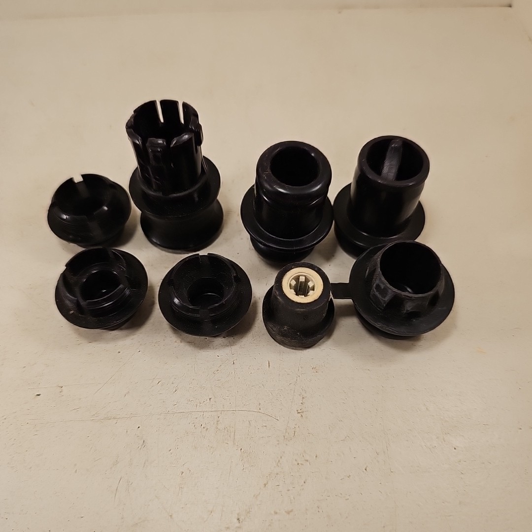 OEM LOT OF 29 NOS & USED MIXED CIGARETTE LIGHTERS & PLUGS MIXED FORD NISSAN GM