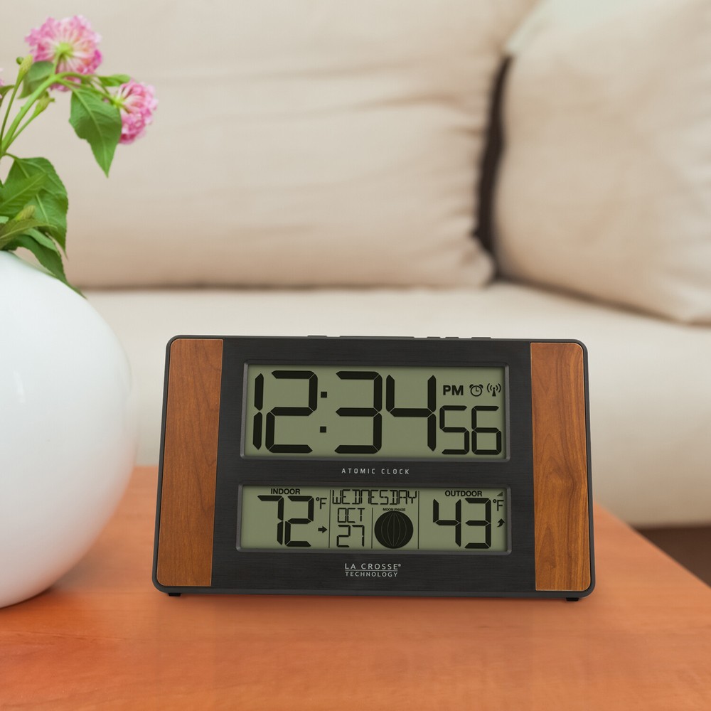 513-1417CH La Crosse Technology Atomic Digital Wall Clock with TX141-BV2 Sensor