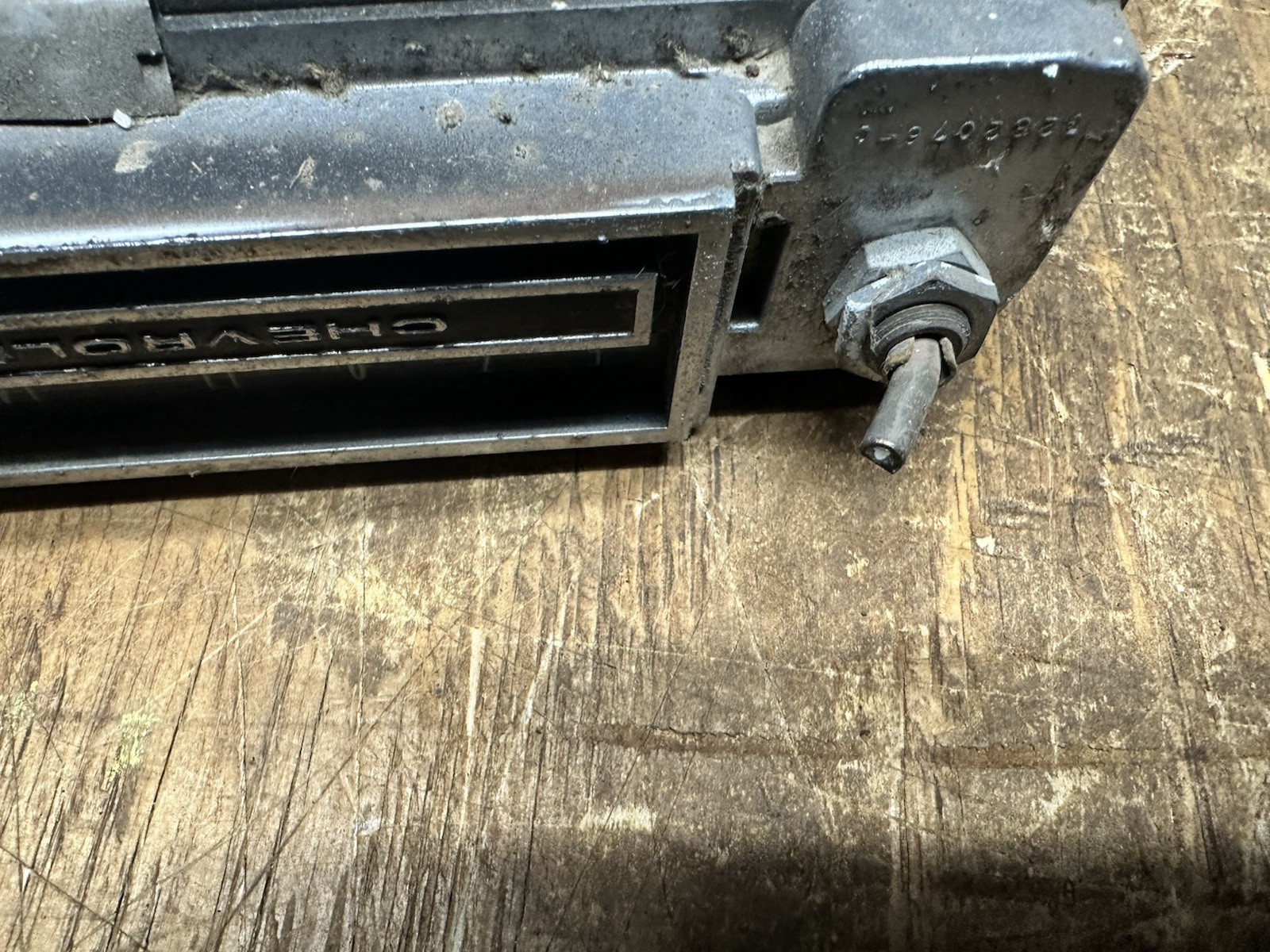 64 65 66 1964 1965 1966 CHEVY / GMC TRUCK RADIO