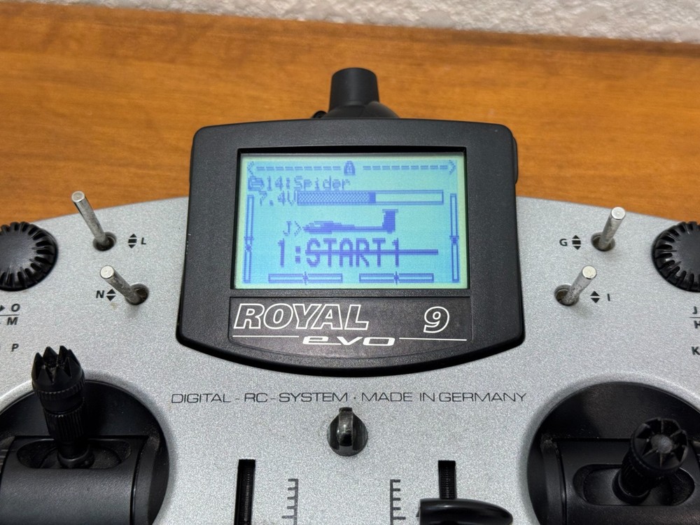 Multiplex Royal Evo 7 HFMS-72 Digital RC System Transmitter, No Antenna/Battery