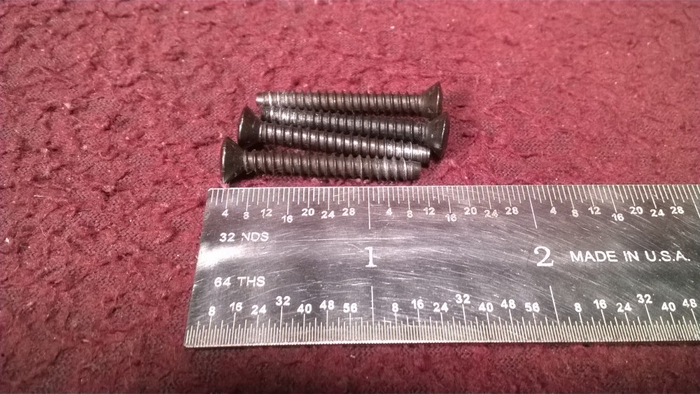LIONEL POST WAR TYPE-KW TRAINMASTER TRANSFORMER - CASE MOUNT SCREWS