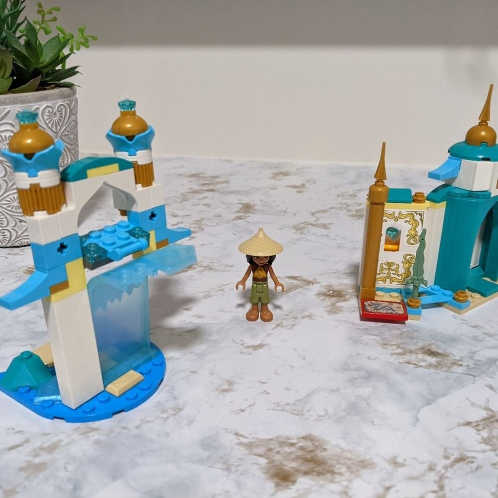 Raya and the Last Dragon Lego set