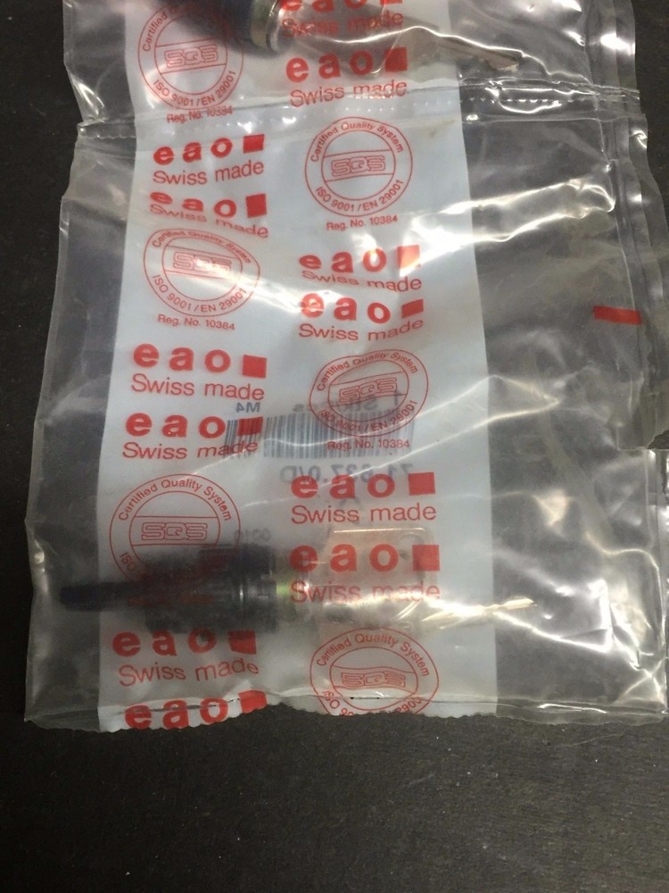 EAO 71-637.0/D Keylock switch actuator 3 positions rectangular
