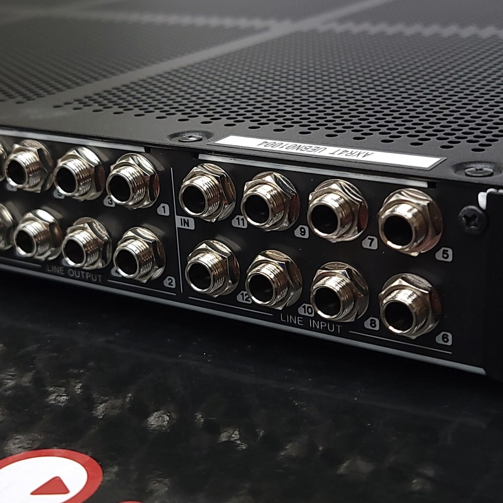 Steinberg AXR4T 32-bit Premium Thunderbolt Audio Interface OPEN BOX