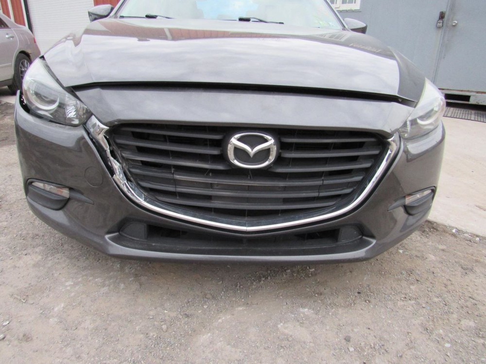 3 2017 Glove Box 1104505