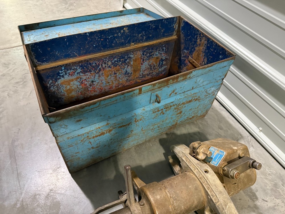 Mueller B-100 Drilling Main Water Line Tapping Pipe Tapper