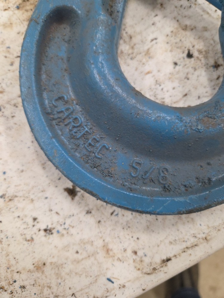 Carter 5/8 Hook With O Ring And Chain Hammer Locking Coupler.